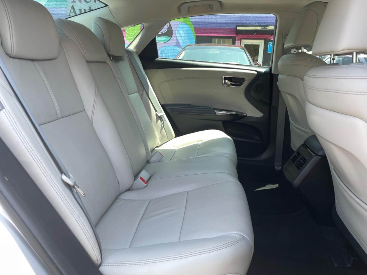 2014 GRAY TOYOTA AVALON XLE (4T1BK1EB4EU) with an 3.5L engine, Automatic transmission, located at 5103 Dorchester Rd., Charleston, SC, 29418-5607, (843) 767-1122, 36.245171, -115.228050 - Local Trade-in with Leather, Sunroof, Navigation, Backup Camera, CD/AUX/Bluetooth, Dual Climate Control, Power Everything (windows, locks, seats, mirrors), Heated Seats, Push Button Start, Keyless Entry (2 key fobs), Alloy Wheels. Clean CarFax (no accidents reported!) 99k miles Located at New Life - Photo#12